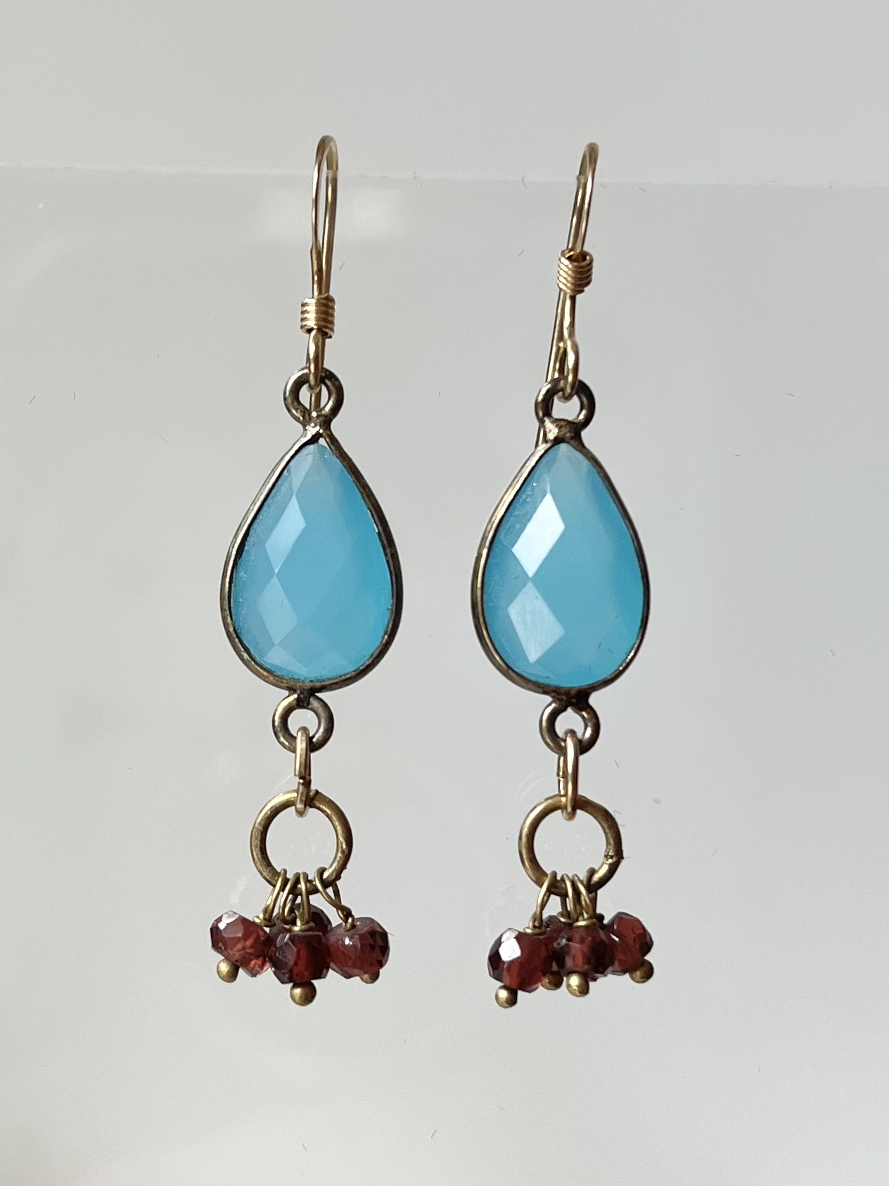 Blue outlet garnet earrings