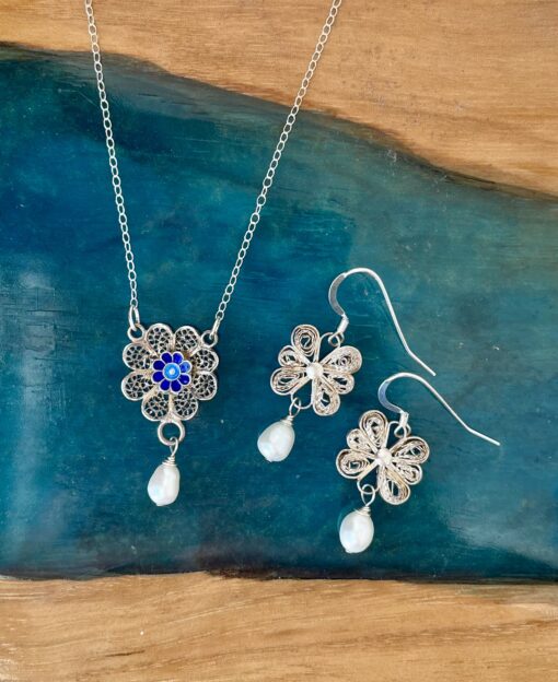 Vintage Filigree & Pearl Earrings - Image 2
